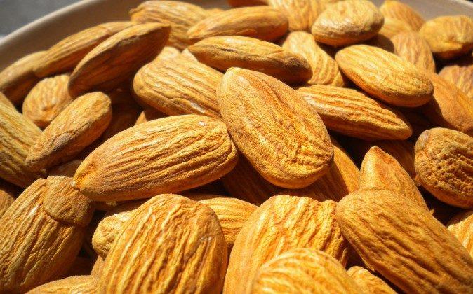 World’s Almond Supply Approaching Collapse Due to California Drought  