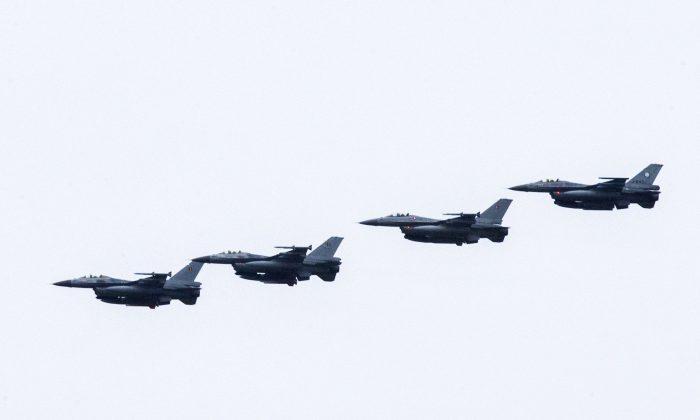 NATO Update: Russia Fighter Jet Almost Crashes into Norwegian F-16
