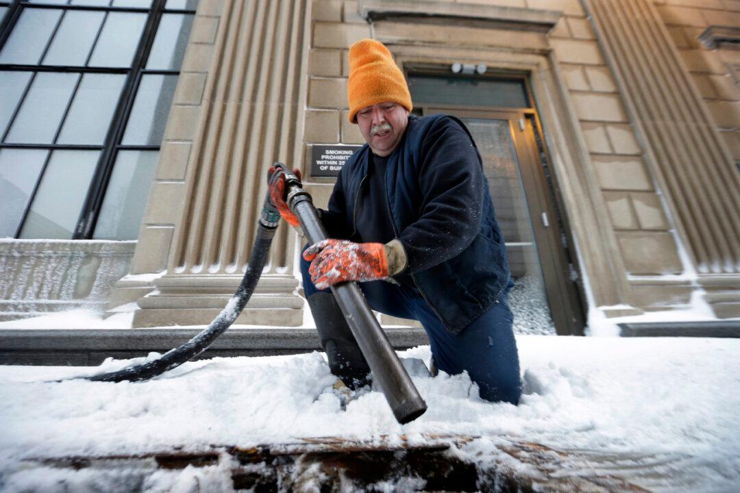 US Predicts Lower Heating Bills This Winter