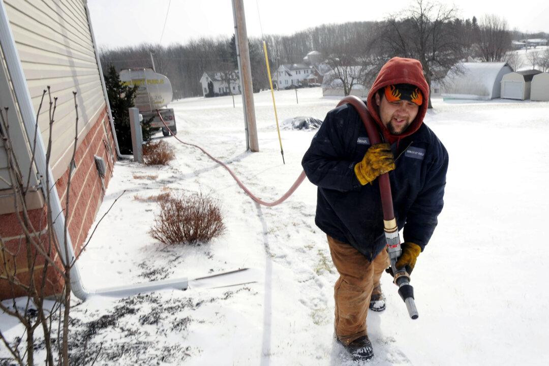 Federal Heat Pump Grant Program Costs Could Quadruple to $2.7 Billion