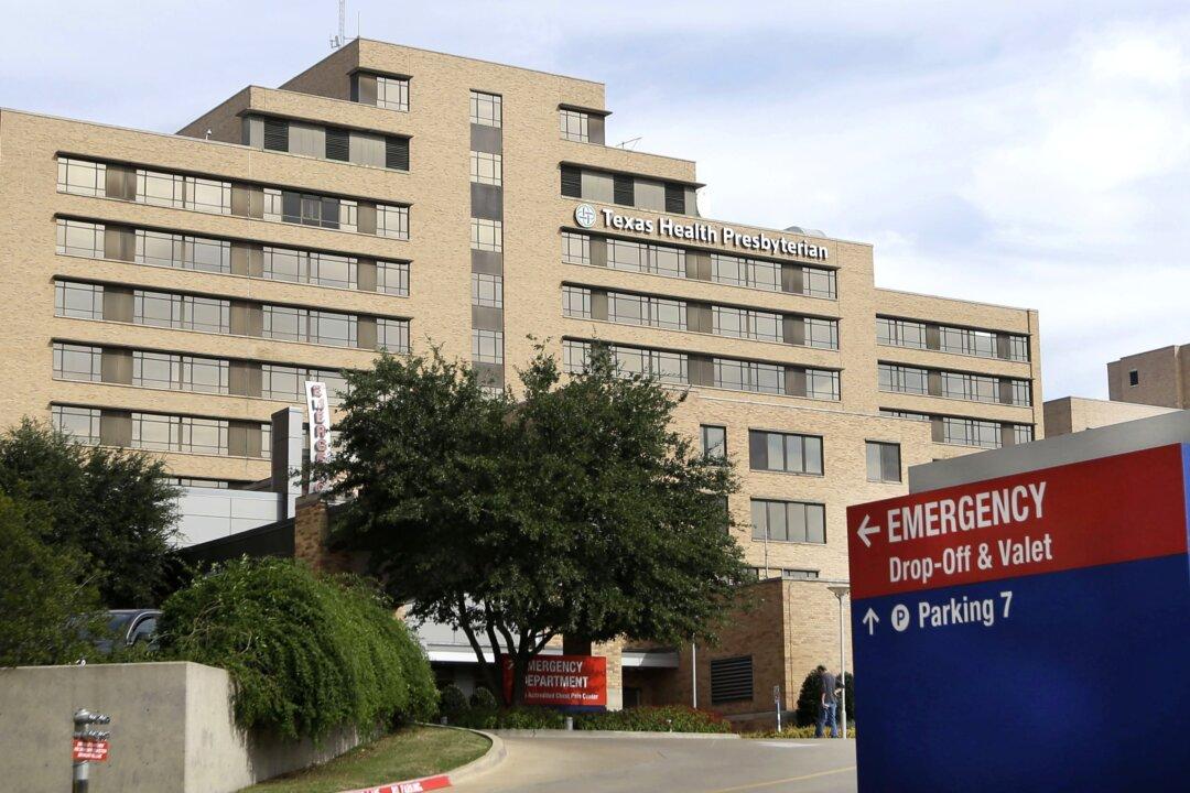 Ebola Patient’s Death Renews Questions About Care