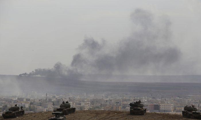 Coalition Strikes ISIL Position Near Turkish Border