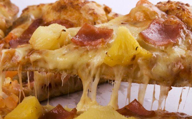 Scientists Explain Why Nobody Puts Cheddar on Pizza