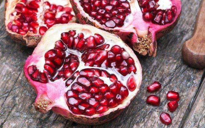 Secrets Revealed: The Powerful Health Benefits of the Pomegranate