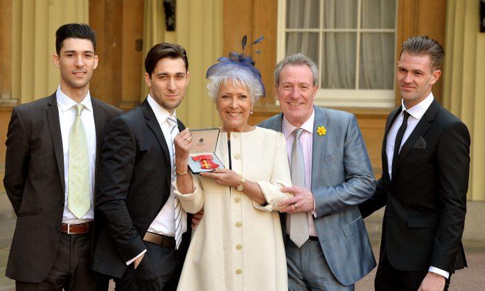 Lynda Bellingham Kids: Robbie and Michael Peluso Age, Facts, Picture