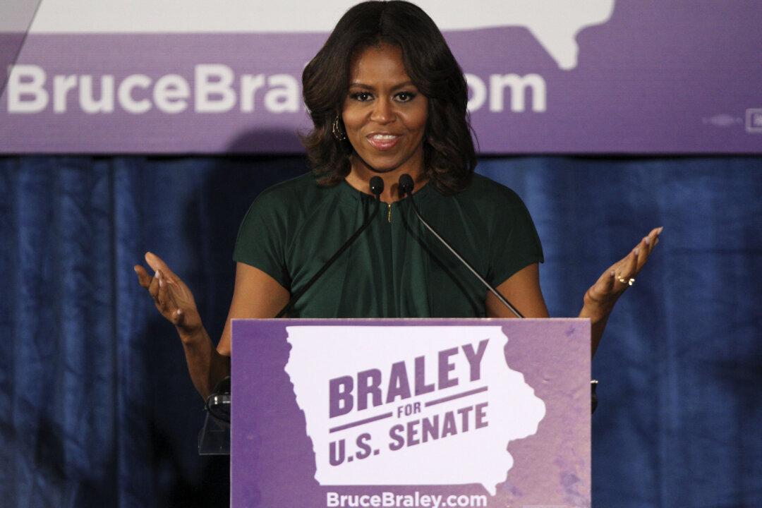 Michelle Obama School Lunches: Kids Tweet, Criticize First Lady With Food Pictures