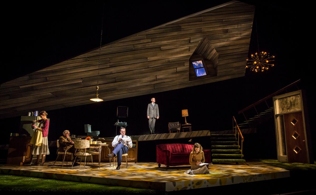 Theater Review: ‘Smokefall’