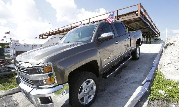 GM Recalling 1.4M Cars; Oil Leaks Can Cause Engine Fires