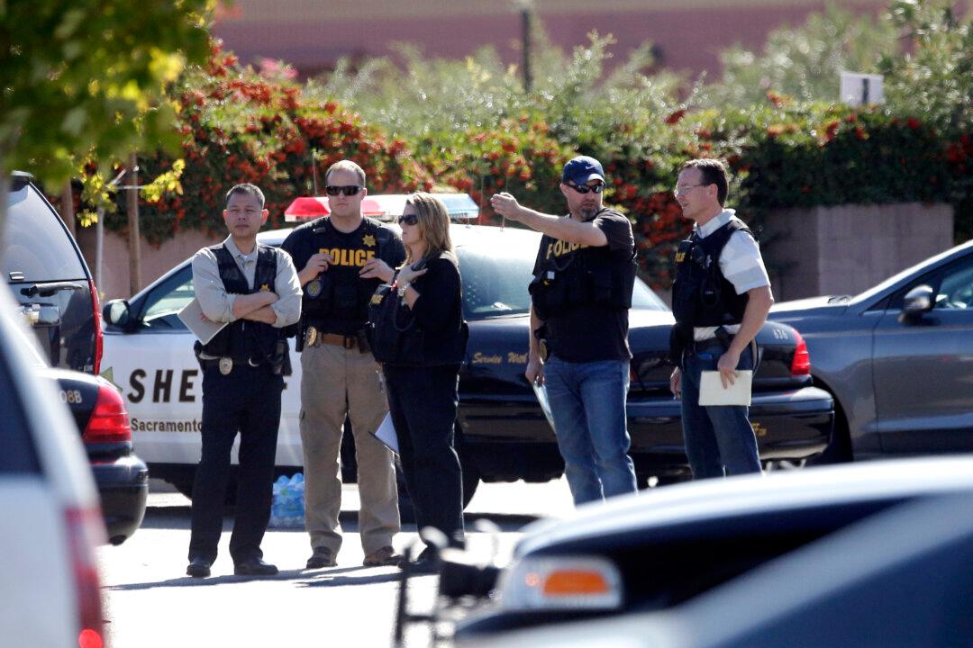 Police: Kentucky Fugitive Dies in Shootout After Manhunt