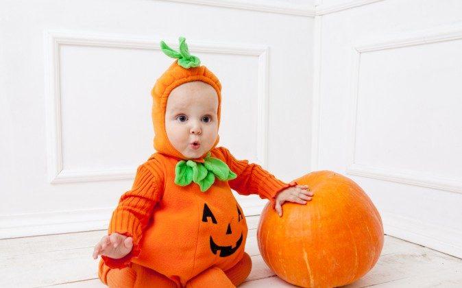 How to Create an Unforgettable Kid’s Halloween Costume From Scratch