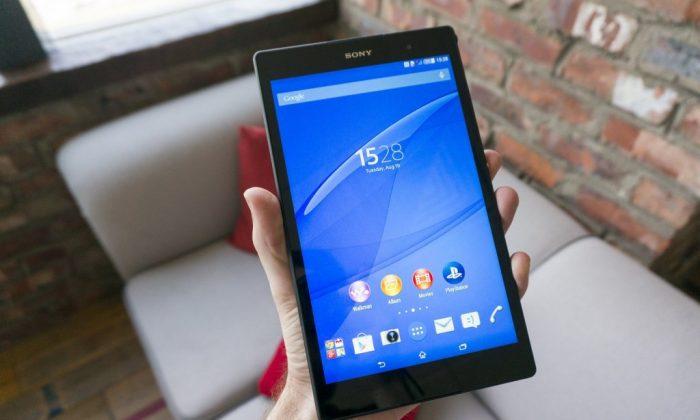Check Out the Awesome Sony Xperia Z3 Tablet Compact (Video)