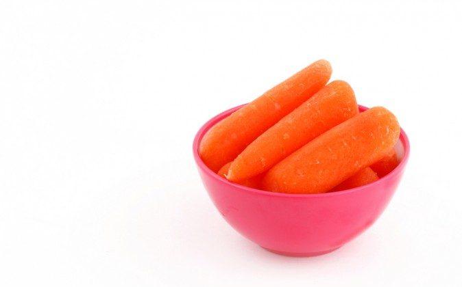 A Few Carrots Can Help Overweight Kids Get Healthier