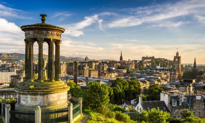Travel Guide: 24 hours in Edinburgh