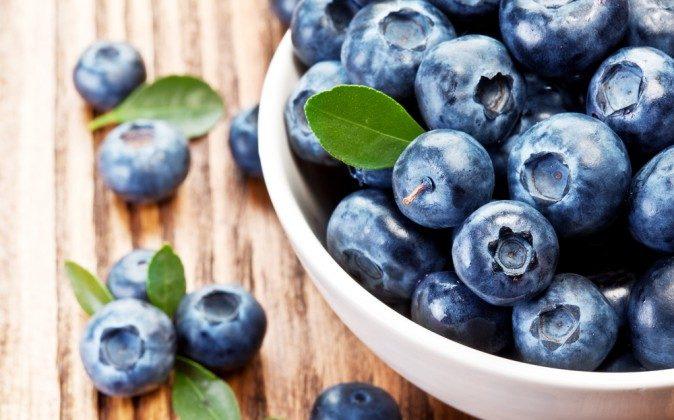 What Makes Blueberries so Healthy?