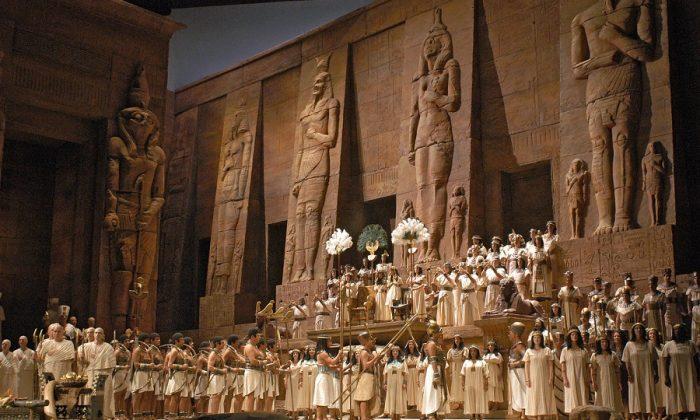 ‘Aida’ at the Met, a Big Spectacle With Voices to Match