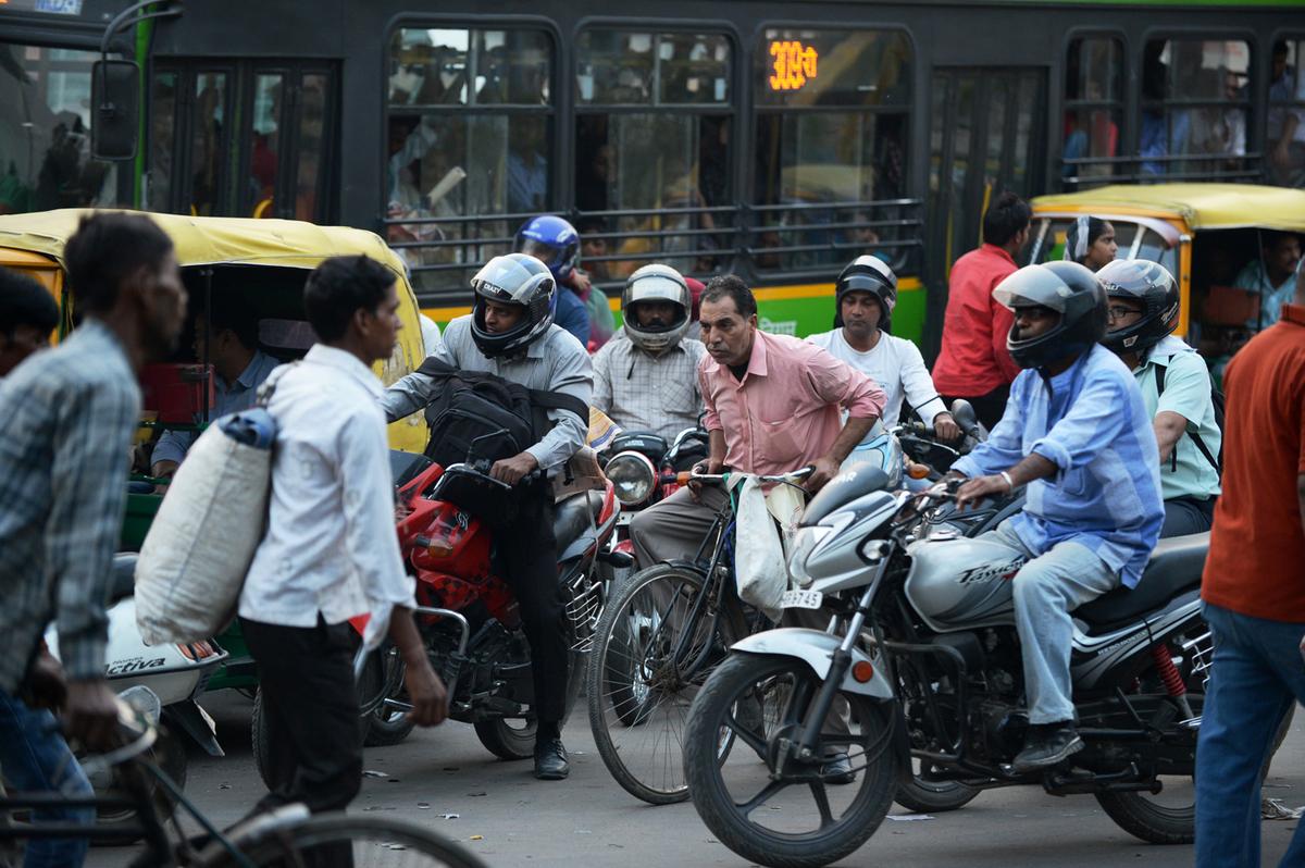 New Delhi Police Declare Whatsapp Helpline a Success