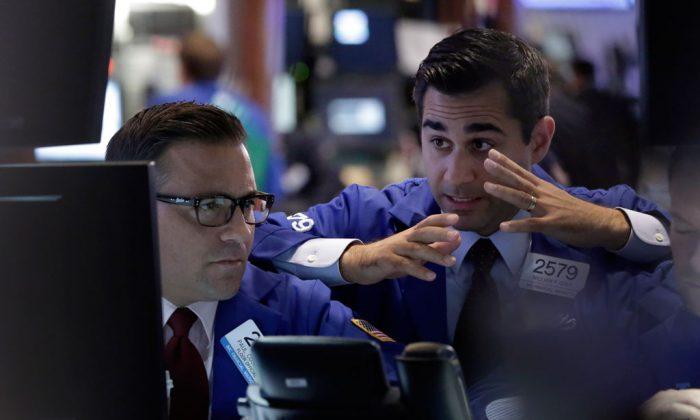 US Stocks Flip Between Gains and Losses in Afternoon Trading