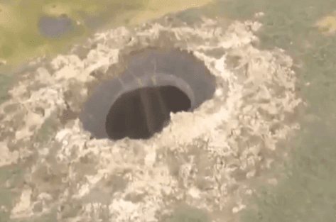 Scientists Take a Look Inside the Mysterious Giant Sinkhole (Video)