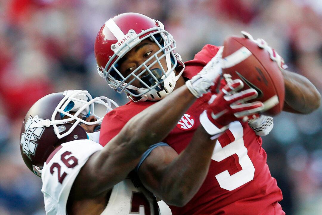 On the Ball: College Football Power Rankings—Week 13