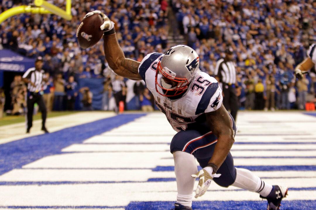 Fantasy Football: Waiver Wire’s Top Pickups After Week 11