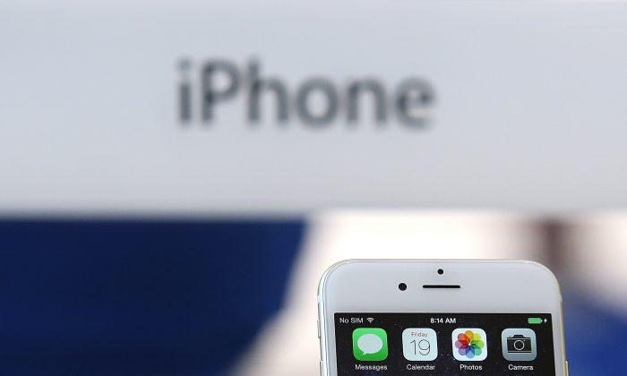 Apple Wants to Make the iPhone Smarter Without Compromising Your Privacy