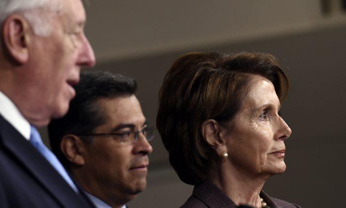 House Democrats Re-Elect Nancy Pelosi as Minority Leader