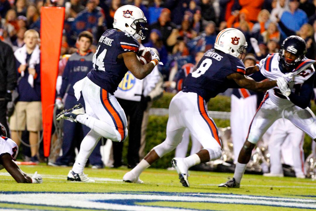 On the Ball: College Football Picks—Week 14