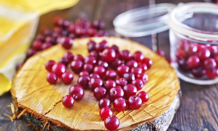 9 Health Benefits of Cranberries