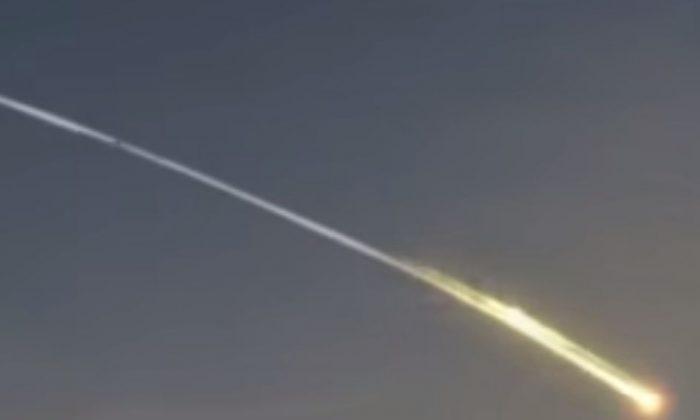 UFO Sighting? Bright ‘Fireball’ Captured Over Oklahoma on Video