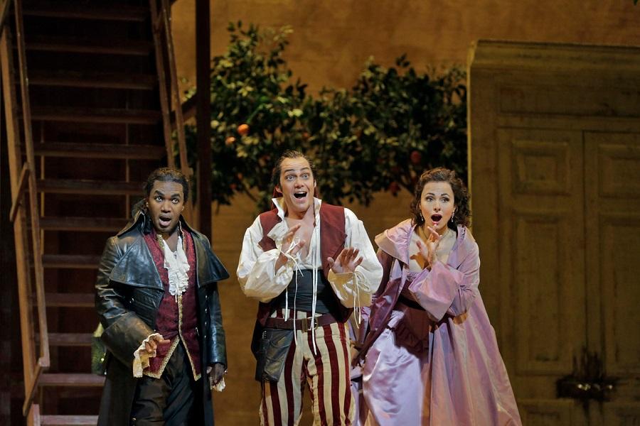 The Spirited “Barber of Seville” at the Met