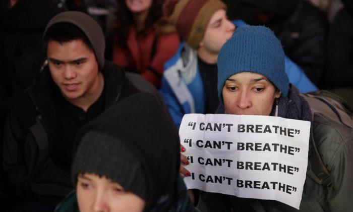 Eric Garner Decision Fuels Protests Across New York (Live Blog)