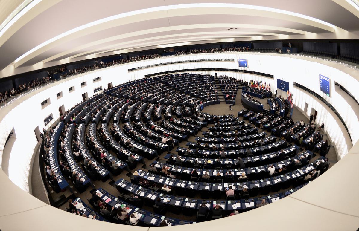 EU Council Supports Universal Suffrage in Hong Kong