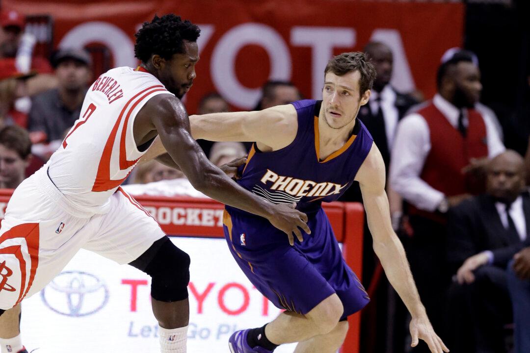 Lakers Trade Rumors, News 2015: Jeremy Lin, Goran Dragic, Taj Gibson