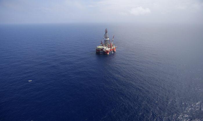 Mexico Opens Bidding for Outsider Oil Exploration