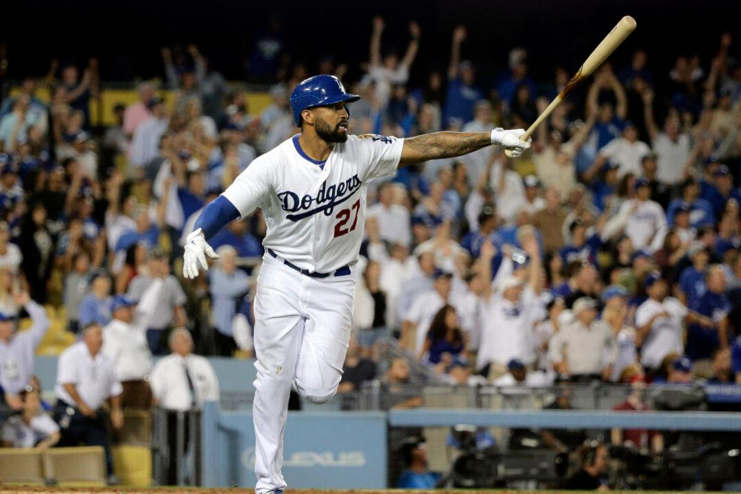 Jay Z Buys Dodgers? Nope, LA Dodgers ‘Moving Back To Brooklyn For 2015 Season’ from Los Angeles is Bogus