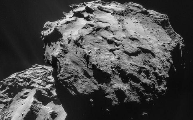 Rosetta Is Making a Splash Again, but Results Show Comet’s Water Not the Same as Earth’s