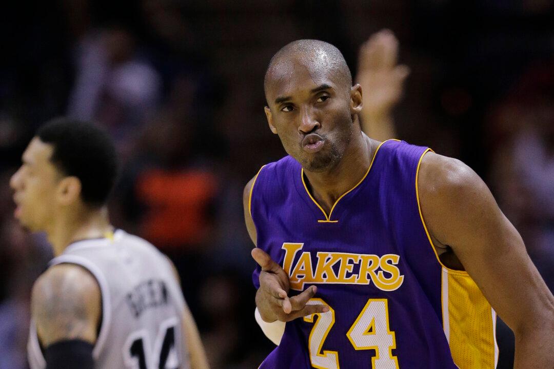 LA Lakers News, Rumors: Kobe Bryant, Nick Young, Jeremy Lin, and Coach Byron Scott Latest