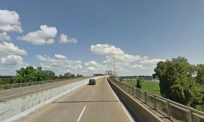 ISIS: Terror Plot to Blow up Memphis-Arkansas I-55 Bridge in Tennessee This Month, FBI Says