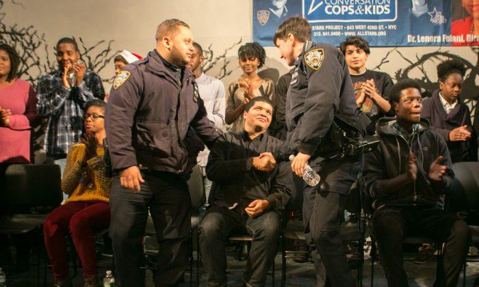 Organization Workshop Calls for Better Community–Police Relations