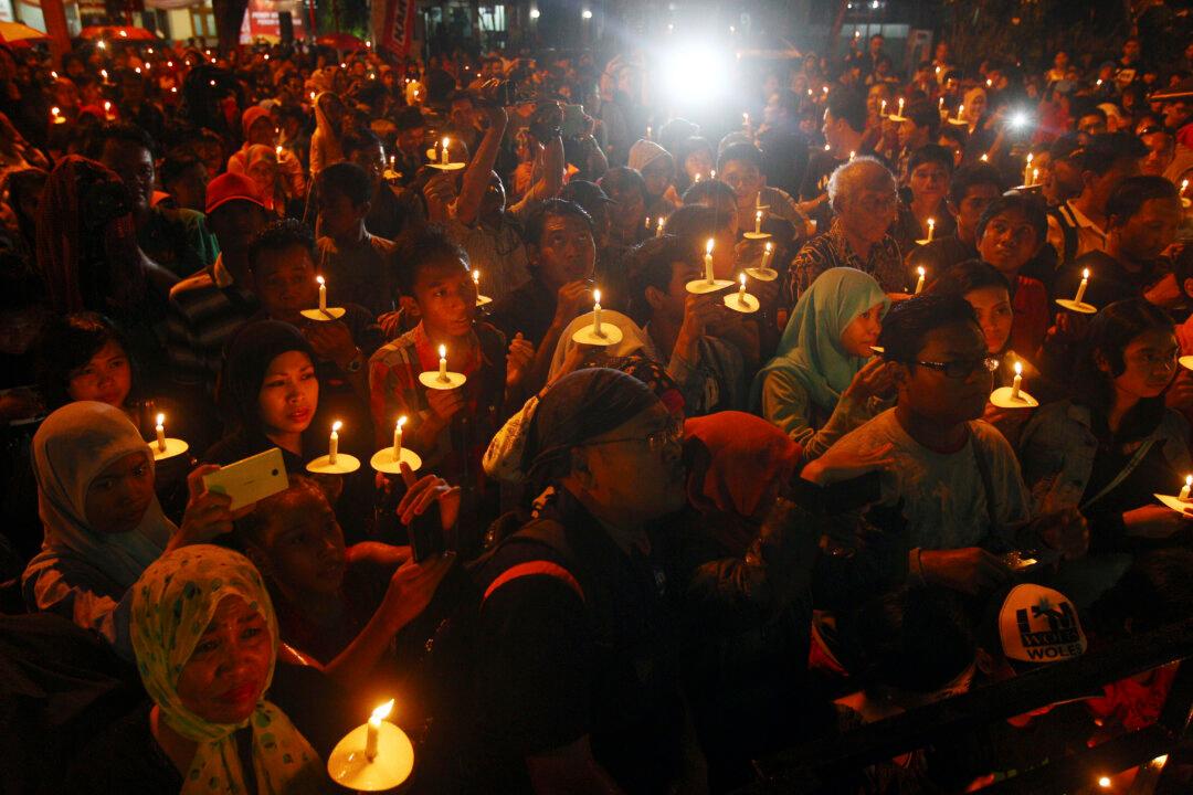 Better Weather Allows AirAsia Search to Resume