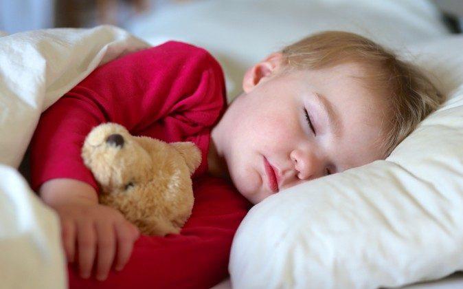 Scheduling Sleep – Three Nighttime Habits to Improve Rest