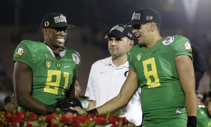 On the Ball: CFP Title Game Preview—Oregon Over Ohio State