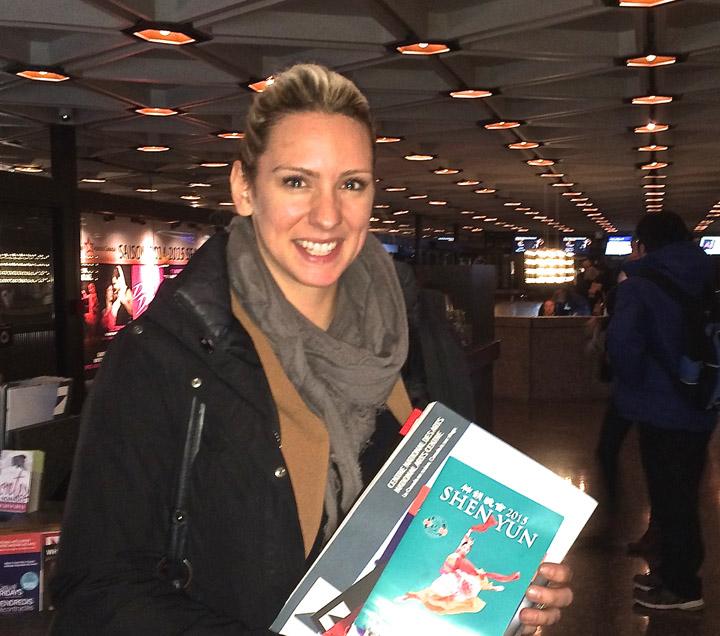 MP Brosseau Treats Family to Shen Yun’s Cultural Spectacle