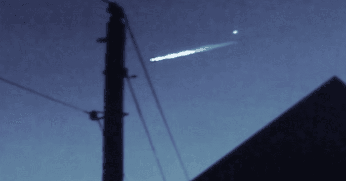 UFO Sighting in California? Video Captures White Glowing Object Separating From Meteor