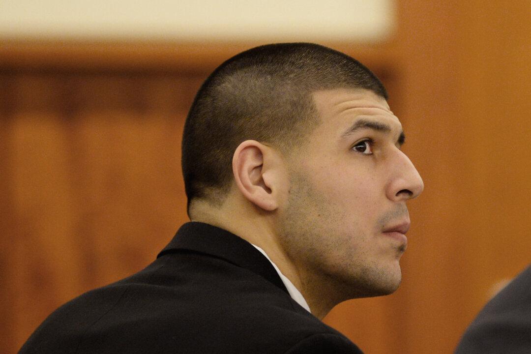 Opening Statements Heard in Aaron Hernandez Trial
