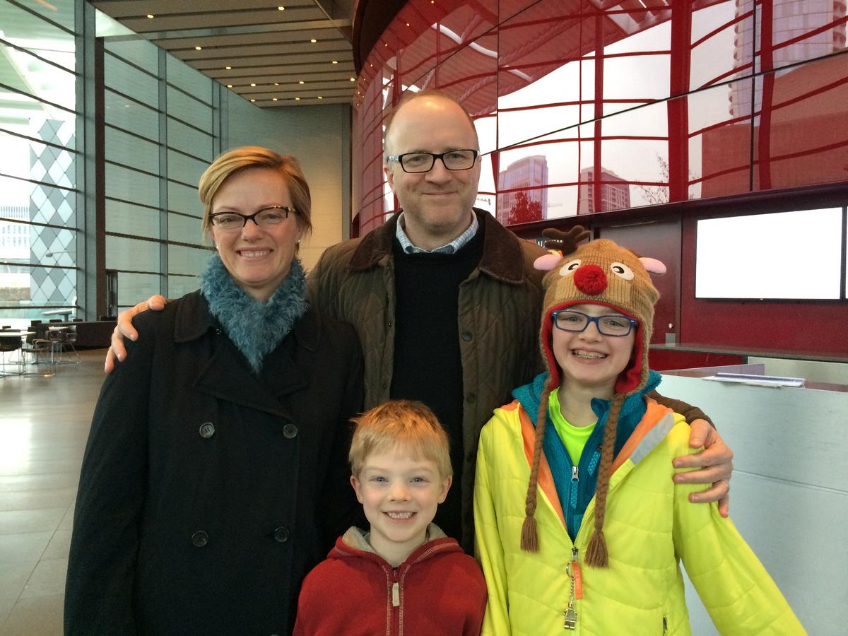 Senior Director and Family Enjoy Sights, Sounds, and Stories of Shen Yun