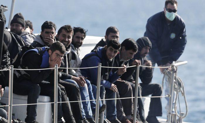 Greek Coast Guard Picks up Nearly 2,500 Migrants in 3 Days