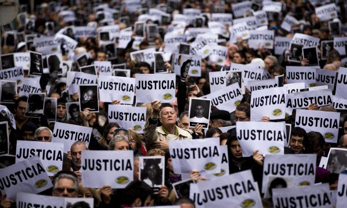 Argentine Prosecutor: President Allowed Impunity in Bombing