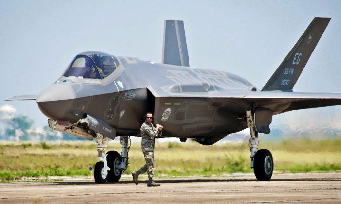 Were the F-35 Plans Intentionally Leaked to the Chinese so They Could Build J-31 Fighter?