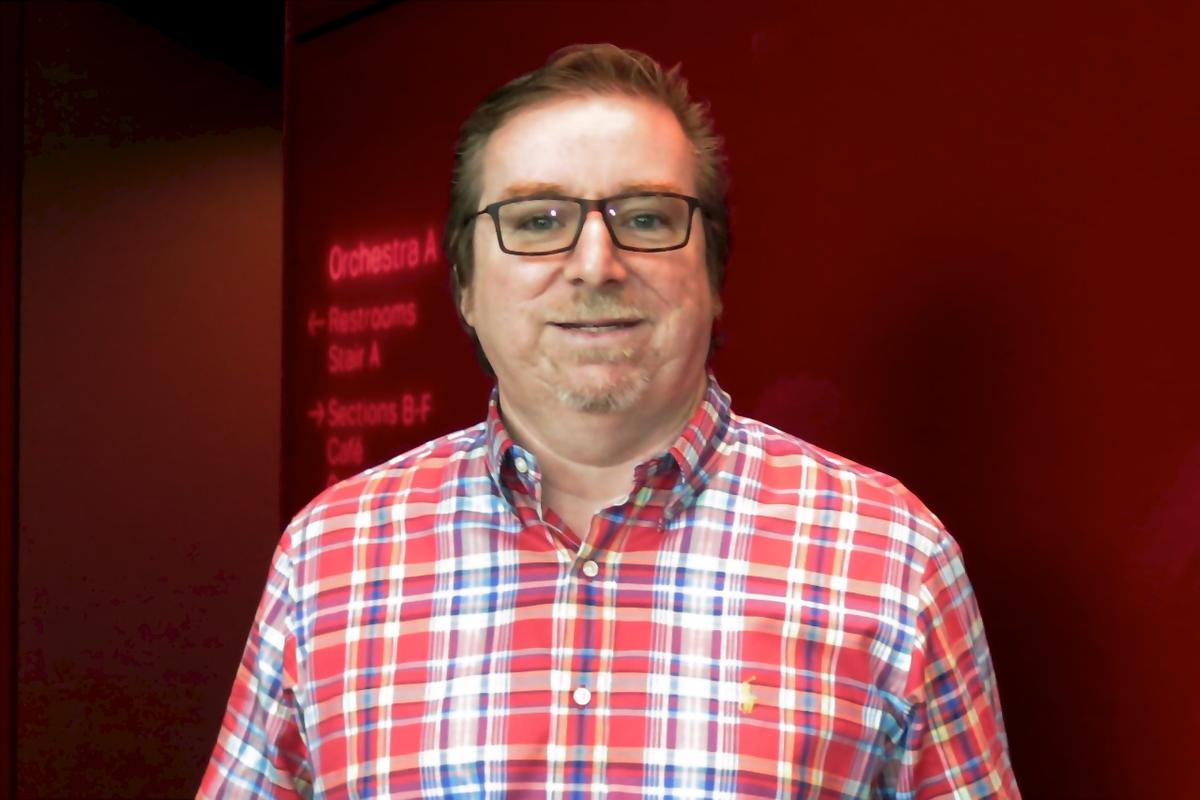 Shen Yun ‘just an amazing show,’ Says Financial Director